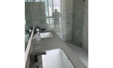 VENTA  APARTAMENTO SAN FRANCISCO 189M2 PH THE TOWERS CON DEPOSITO