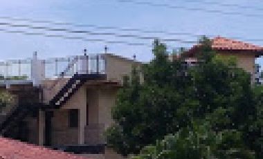 CASA DE PLAYA CON VISTA AL MAR Y PISCINA
