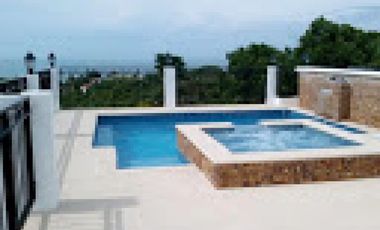 CASA DE PLAYA CON VISTA AL MAR Y PISCINA