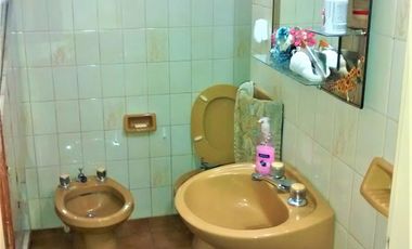 Venta Casa 5 Ambientes C/Quincho, Pileta  Bernal Oeste