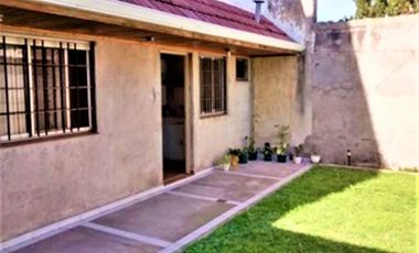 Venta Casa 5 Ambientes C/Quincho, Pileta  Bernal Oeste