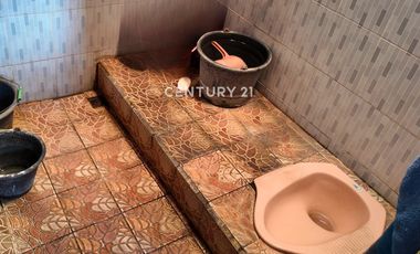 Rumah 3 KT Pinggir Jalan Dekat JEC Ideal Untuk Hunian Dan Usaha