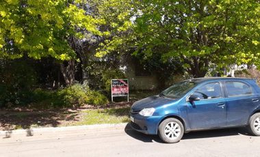 CHALET A RECICLAR DE 3 AMBIENTES EN VENTA - BELLA VISTA - NUEVO PRECIO