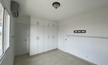 ALQUILER CASA BRISAS DEL GOLF