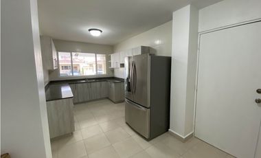 ALQUILER CASA BRISAS DEL GOLF