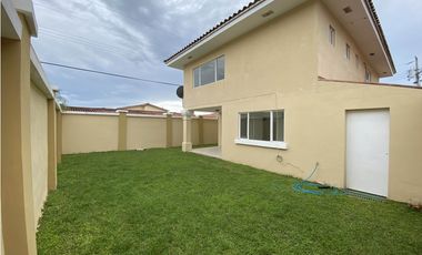 ALQUILER CASA BRISAS DEL GOLF
