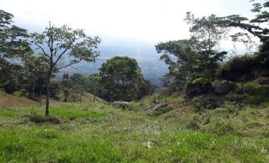 finca en venta en silvania. Cod V6660301