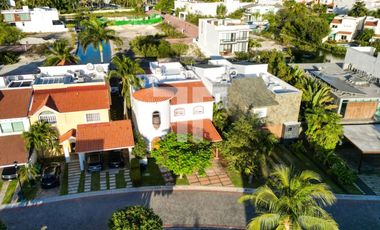 Casa en renta de 4 recámaras Isla Amorosa Zona Hotelera Cancú
