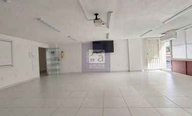 COD. 6214 - SE ARRIENDA OFICINA - BARRIO: CENTRO