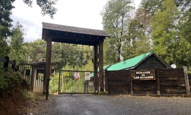 Gran oportunidad casa 5d 3b en condominio Mirador Los Nevados