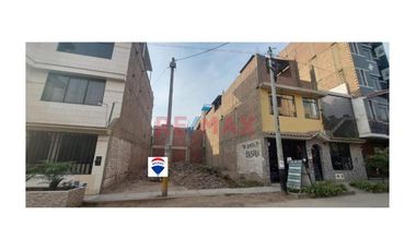 Venta De Terreno  A Espalda Del  Parque En Carabayllo Decima Etapa Urb. Santo Domingo