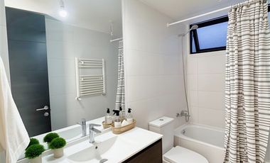 Casa Townhouse en Venta 4 Dormitorios Las Condes San Damián