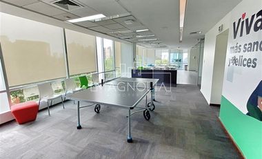 Amplia Oficina en Arriendo, Parque Araucano, Las Condes