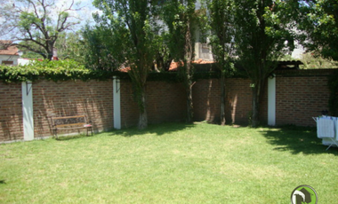 EXCELENTE CASA EN VENTA - QUILMES.