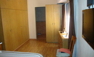 EXCELENTE CASA EN VENTA - QUILMES.