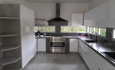 CASA CAMPESTRE EN VENTA EN CERRITOS/PEREIRA