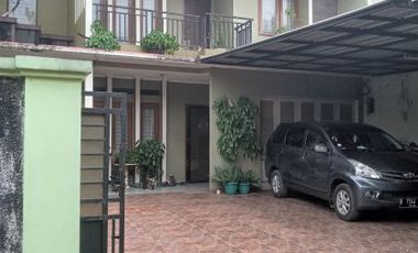 [5DA262] House For Sale 6 Bedroom, 200m2 - Ciracas, East Jakarta