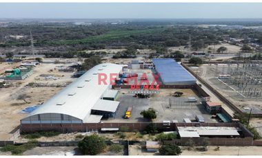 ¡Oportunidad de Inversión en Piura! Venta de Local Industrial-Comercial Techado.

Te ofrecemos un amplio local industrial de 20,000 m²** estratégica