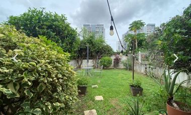 VENDO AMPLIA CASA RESIDENCIAL O COMERCIAL EN CLUB X BETANIA