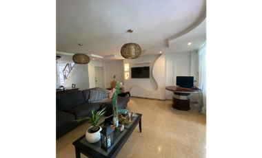 VENDO AMPLIA CASA RESIDENCIAL O COMERCIAL EN CLUB X BETANIA