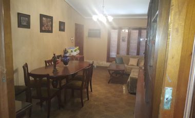 OFERTA!!! CHALET EN LA MEJOR ZONA DEL THOMSON. $2.500.000