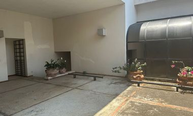 CASA EN VENTA EN FRACCIONAMIENTO CLUB DE GOLF HACIENDA SAN GASPAR EN JIUTEPEC.