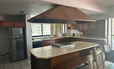 CASA EN VENTA EN FRACCIONAMIENTO CLUB DE GOLF HACIENDA SAN GASPAR EN JIUTEPEC.