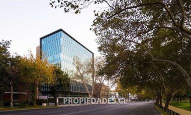 Oficina en Arriendo en Nueva de Lyon - Andrés Bello