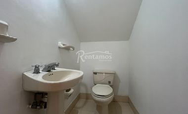 casa en arriendo en loma de las brujas. Cod A776873