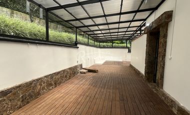 casa en arriendo en loma de las brujas. Cod A776873
