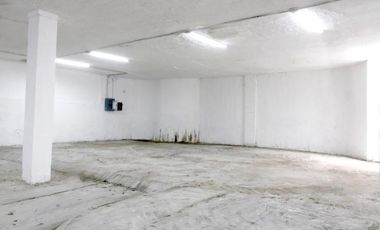 RENTA LOCAL COMERCIAL CON TERRAZA