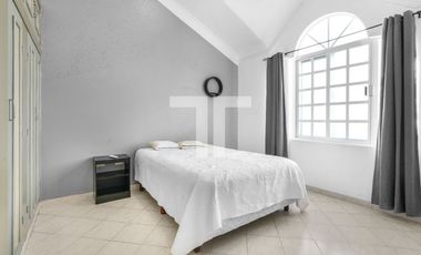 Casa en renta 5 recámaras Isla Dorada Zona Hotelera Cancún