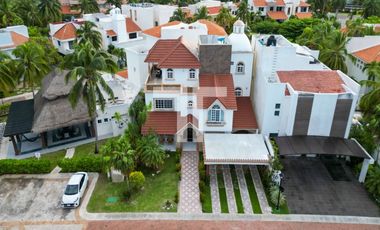 Casa en renta 5 recámaras Isla Dorada Zona Hotelera Cancún