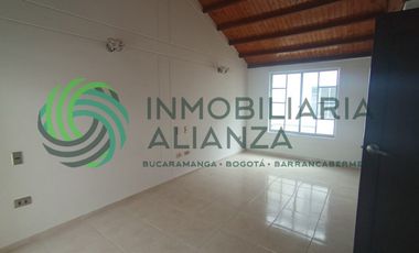 casa en arriendo en versalles. Cod A13234