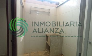 casa en arriendo en versalles. Cod A13234