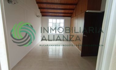 casa en arriendo en versalles. Cod A13234