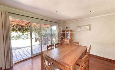 Casa en venta de 4 dorm. en Nogales, Machalí