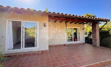 Casa en venta de 4 dorm. en Nogales, Machalí