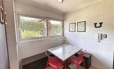 Casa en venta de 4 dorm. en Nogales, Machalí
