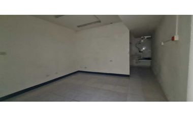 Se alquila El local de 126 mts en el Dorado $1,700