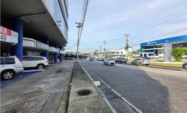 Se alquila El local de 126 mts en el Dorado $1,700