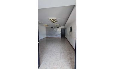 Se alquila El local de 126 mts en el Dorado $1,700