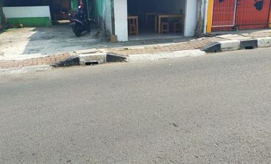 Tanah letak strategis pinggir jalan di pemuda depok 1, 8 m