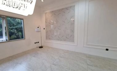 Turun Harga!! Rumah Minimalis Lux Cantik di Setiabudi Regency