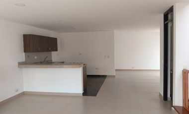 casa en arriendo en sector viva la ceja. Cod A213168