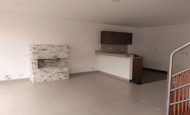 casa en arriendo en sector viva la ceja. Cod A213168