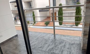 casa en arriendo en sector viva la ceja. Cod A213168