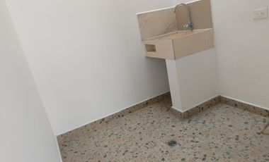 casa en arriendo en sector viva la ceja. Cod A213168