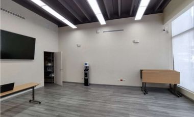 Venta Local con1,534M2 en Via España con Aquilino de la Guardia