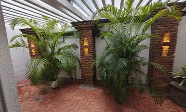 casa condominio en arriendo/venta en altos de riomar. Cod A106910